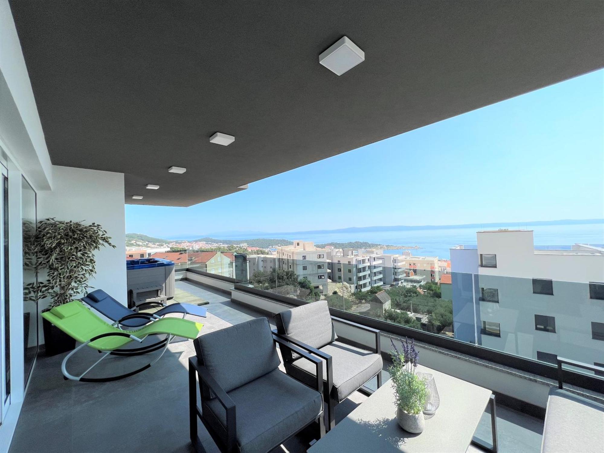 Lux Penthouse Panoramic View With Jacuzzi Apartment Makarska Exterior foto