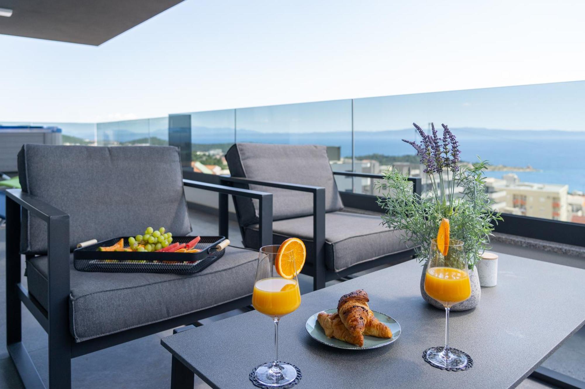 Lux Penthouse Panoramic View With Jacuzzi Apartment Makarska Exterior foto