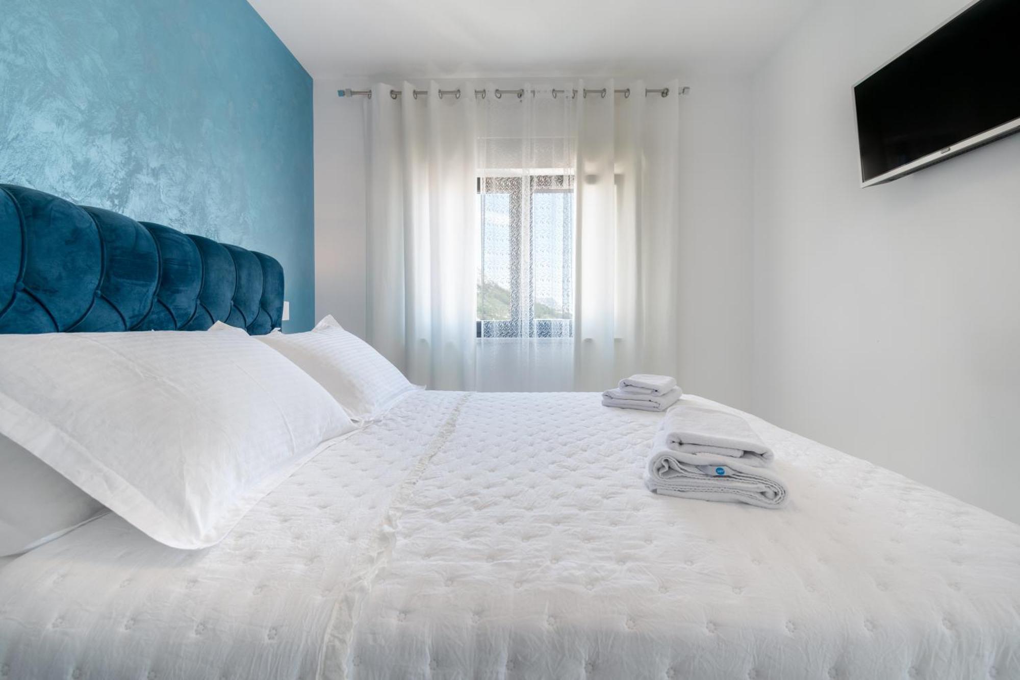 Lux Penthouse Panoramic View With Jacuzzi Apartment Makarska Exterior foto