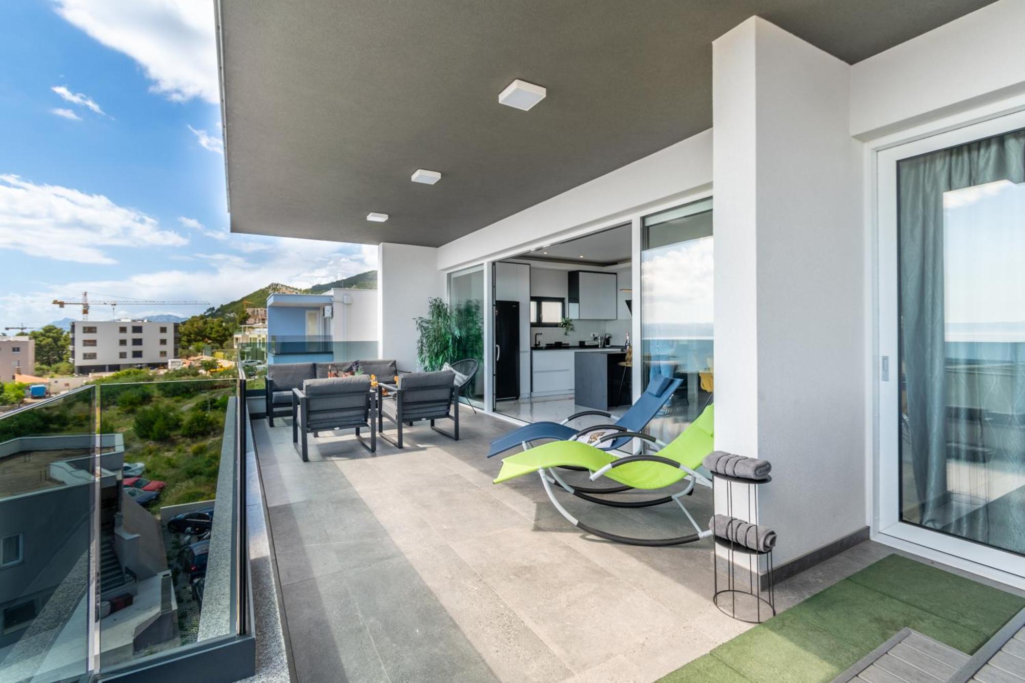 Lux Penthouse Panoramic View With Jacuzzi Apartment Makarska Exterior foto